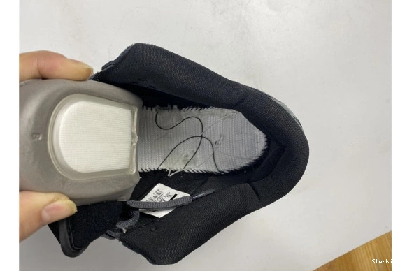 AR0778-001 Dark Black Grey Gum SB Dunk Nike Low 1121